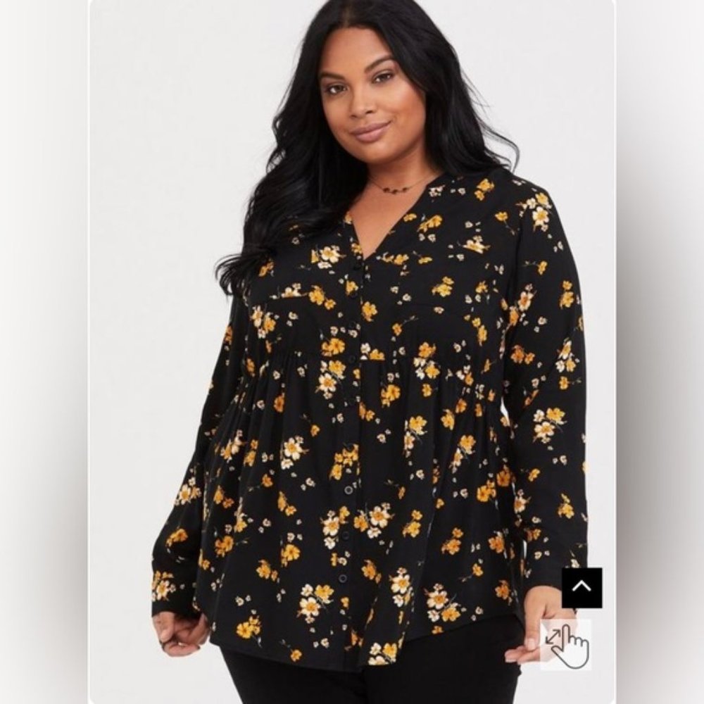 Torrid Emma Babydoll Challis Button-Front Floral Tunic Size 2